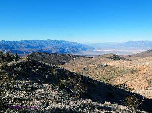 Death-Valley-2020-day3-6  long view  w.jpg (431265 bytes)